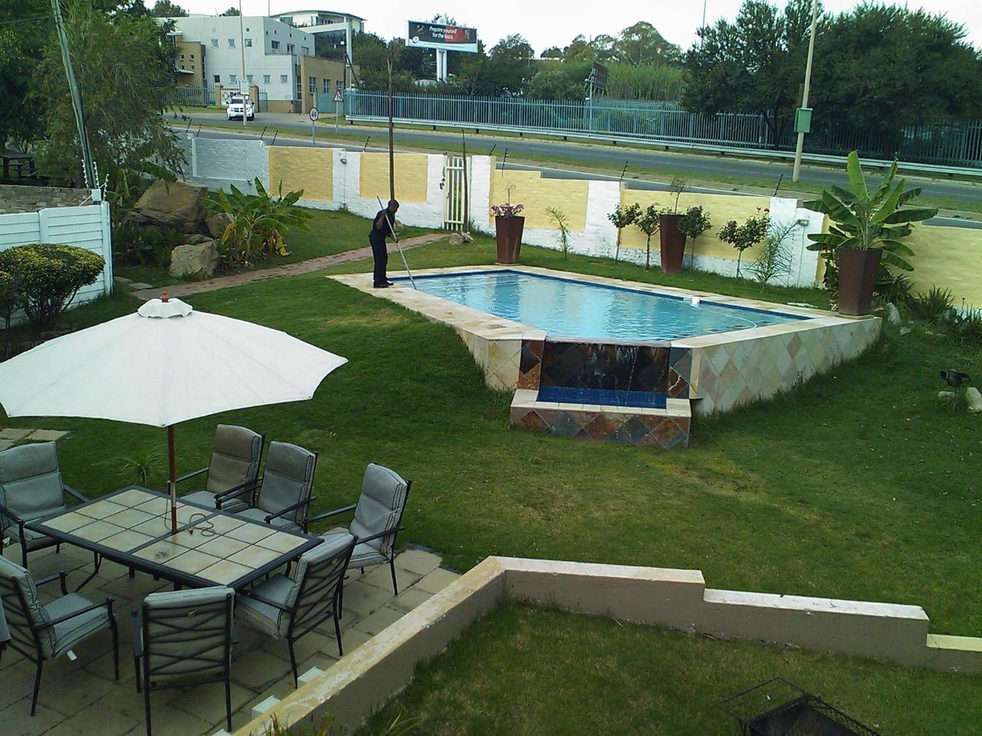 Villa Via Hotel Midrand Exterior photo