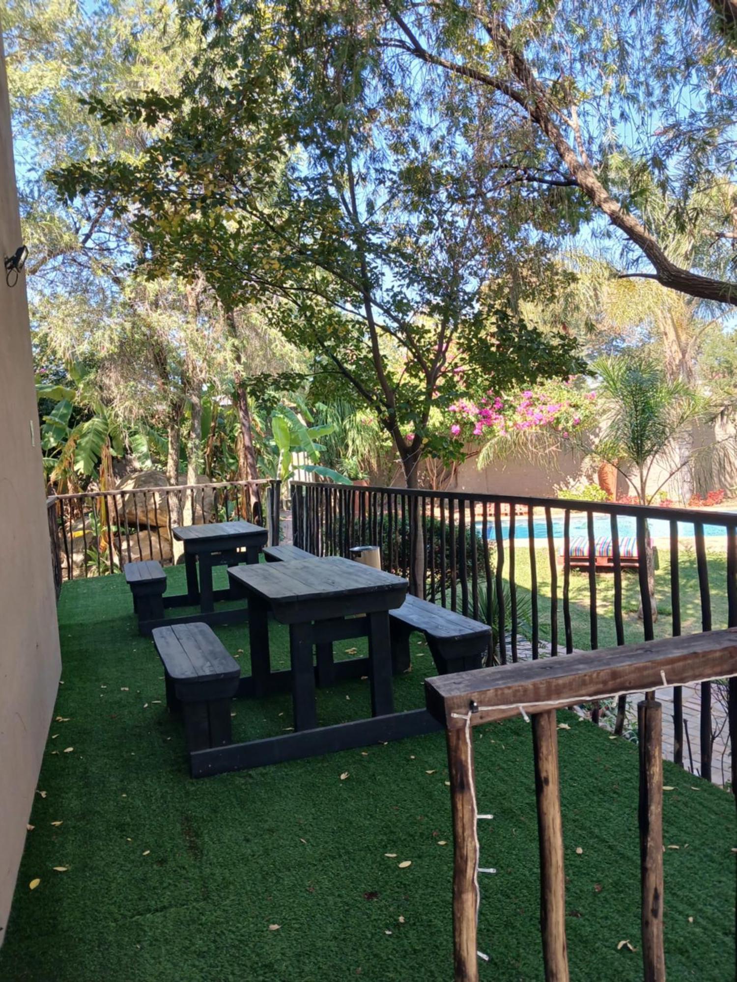 Villa Via Hotel Midrand Exterior photo